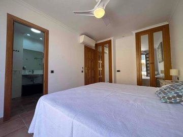 21861-duplex-townhouse-for-sale-in-desert-spr