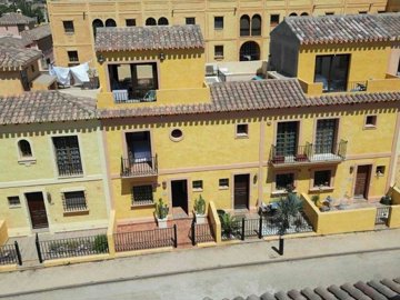 21861-duplex-townhouse-for-sale-in-desert-spr