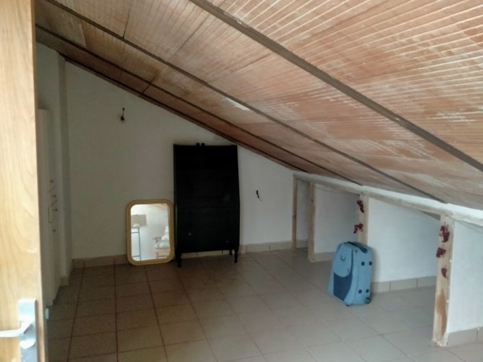 Image No.19-4 Bed Property for sale