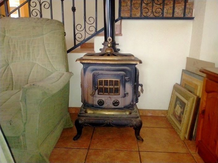 Image No.7-4 Bed Property for sale