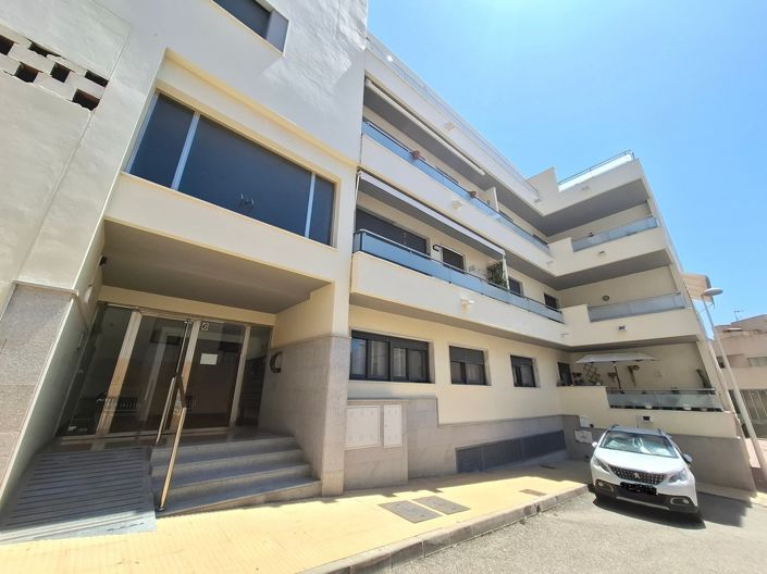 Image No.1-3 Bed Apartment for sale