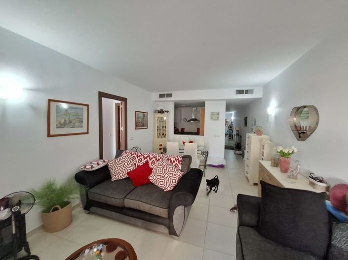 Image No.6-3 Bed Apartment for sale