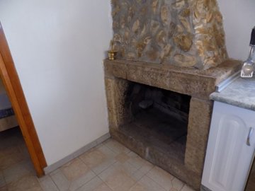 22041-village-house-for-sale-in-seron-794875-
