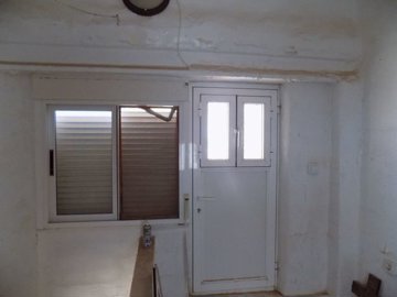 22041-village-house-for-sale-in-seron-794867-