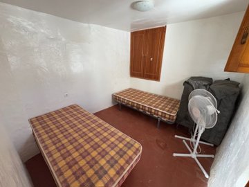 22041-village-house-for-sale-in-seron-796565-