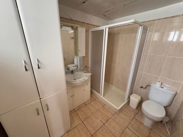 22041-village-house-for-sale-in-seron-796572-