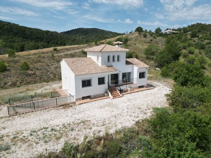 Image No.2-3 Bed Villa for sale