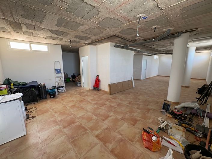 Image No.22-3 Bed Villa for sale