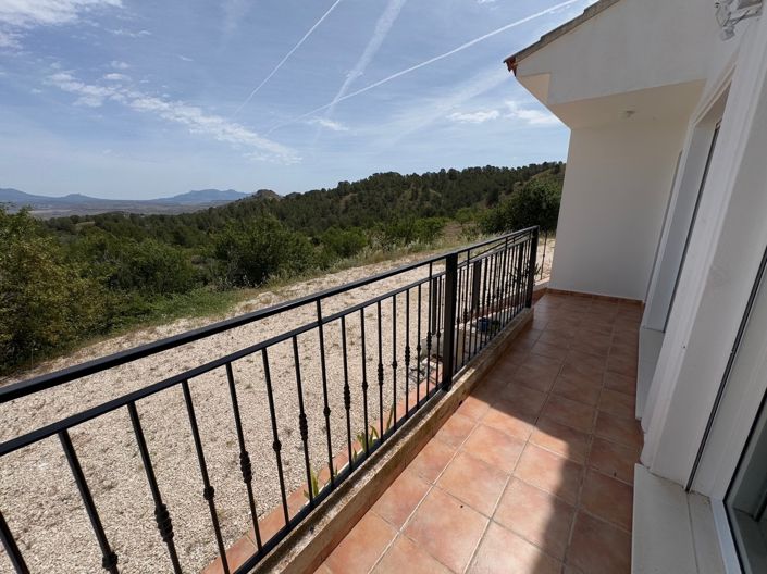 Image No.24-3 Bed Villa for sale