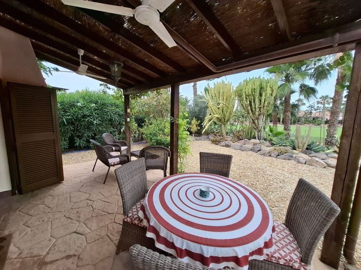 Image No.1-Villa de 2 chambres à vendre à Desert Springs