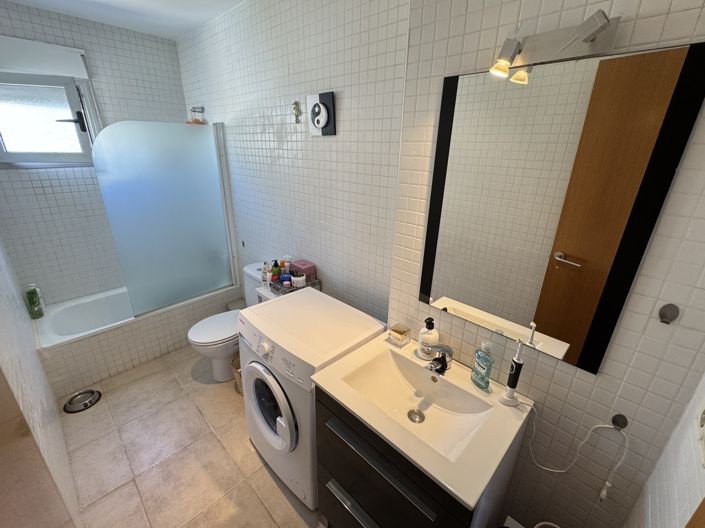 Image No.20-1 Bed Apartment for sale