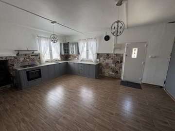 22348-cave-house-for-sale-in-cuevas-del-alman