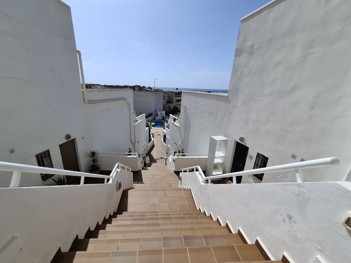 Image No.24-2 Bed Apartment for sale