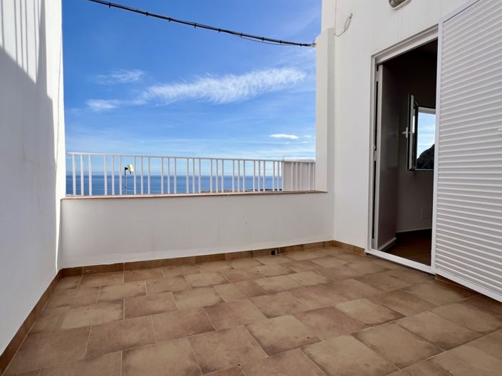 Image No.1-2 Bed Property for sale