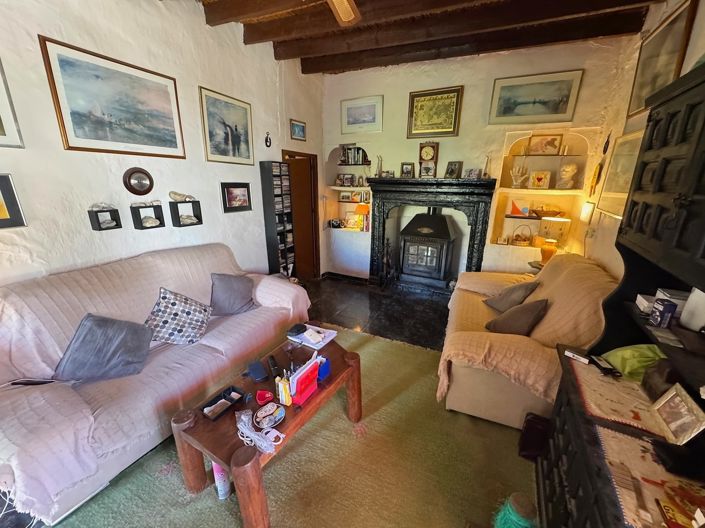 Image No.4-3 Bed Village House for sale