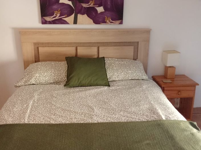 Image No.14-6 Bed Property for sale