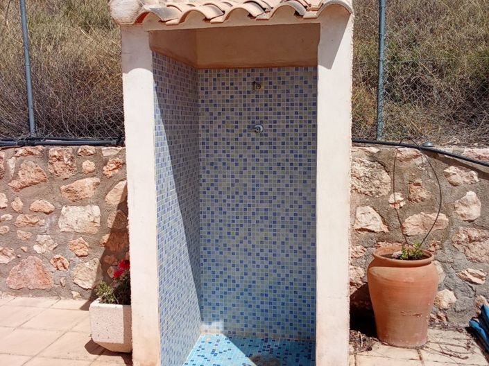 Image No.25-6 Bed Property for sale