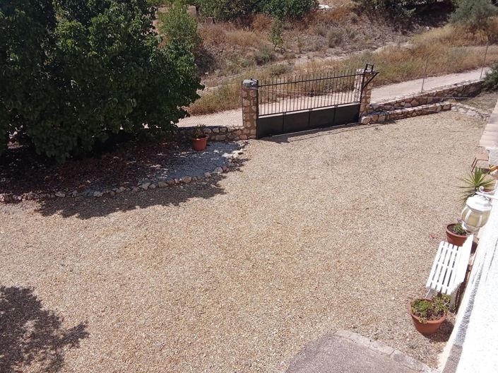 Image No.30-6 Bed Property for sale