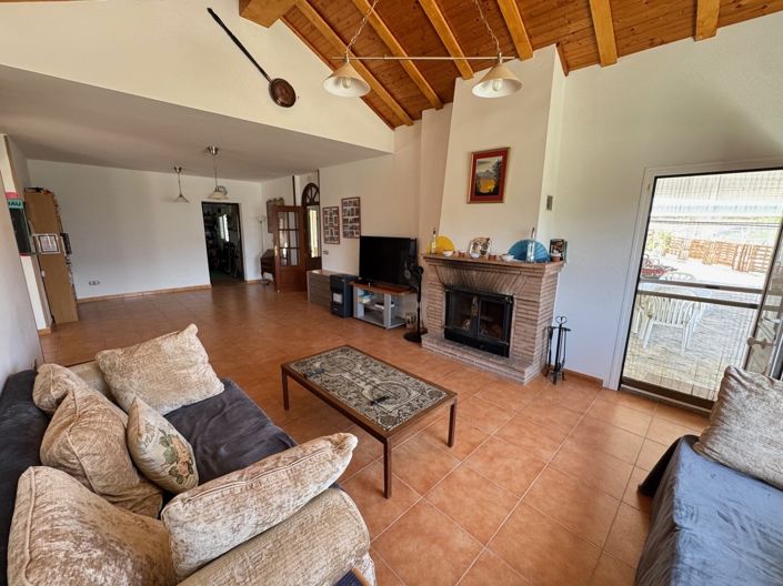 Image No.6-4 Bed Villa for sale