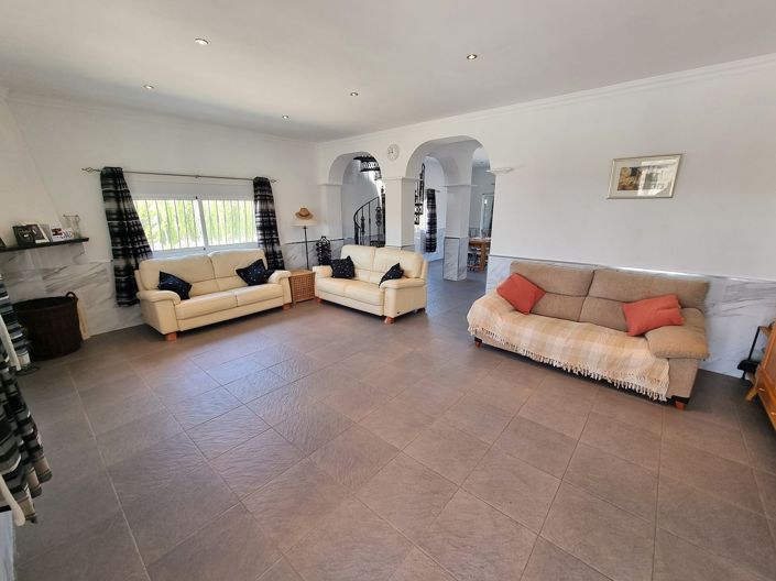 Image No.5-Villa de 4 chambres à vendre à Oria