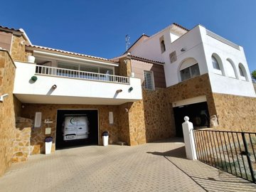 22822-villa-for-sale-in-palomares-826840-xml