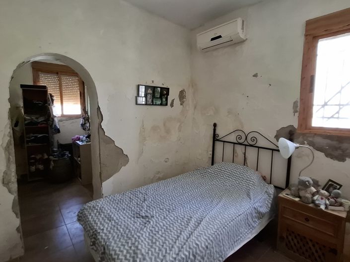 Image No.14-4 Bed Village House for sale