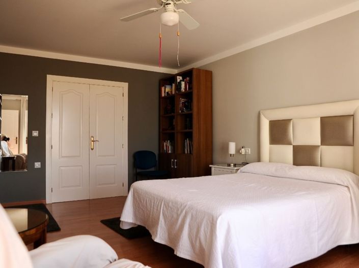 Image No.11-3 Bed Village House for sale