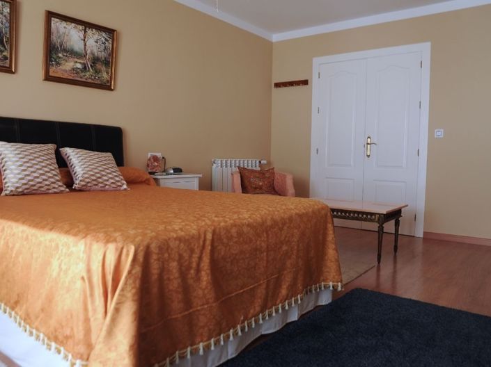 Image No.13-3 Bed Village House for sale