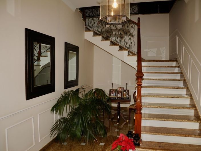 Image No.10-5 Bed Villa for sale