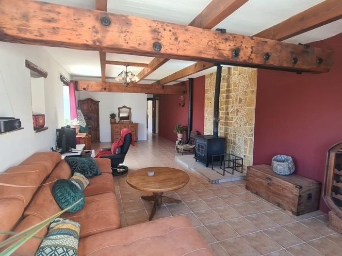 Image No.22-7 Bed Property for sale