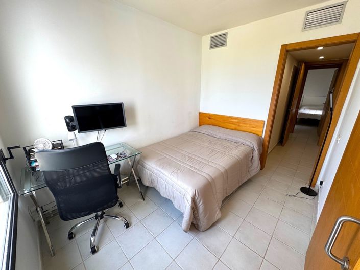 Image No.11-3 Bed Apartment for sale