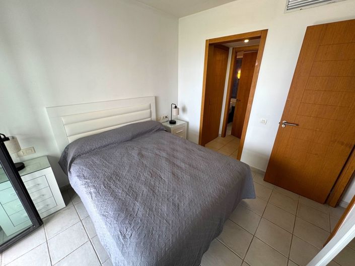 Image No.18-3 Bed Apartment for sale