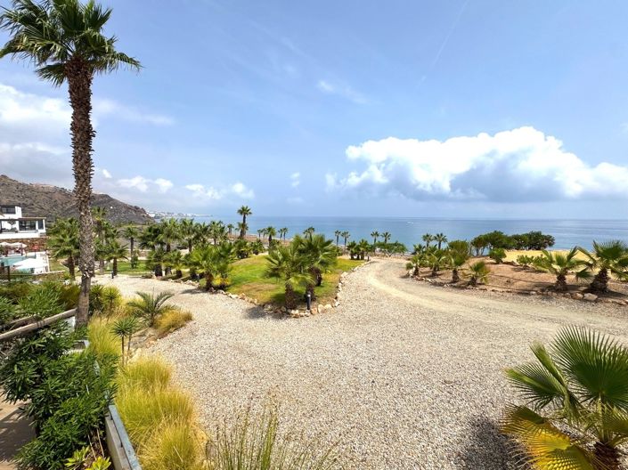 Image No.27-3 Bed Apartment for sale