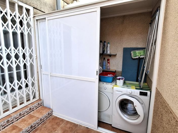 Image No.12-4 Bed Property for sale