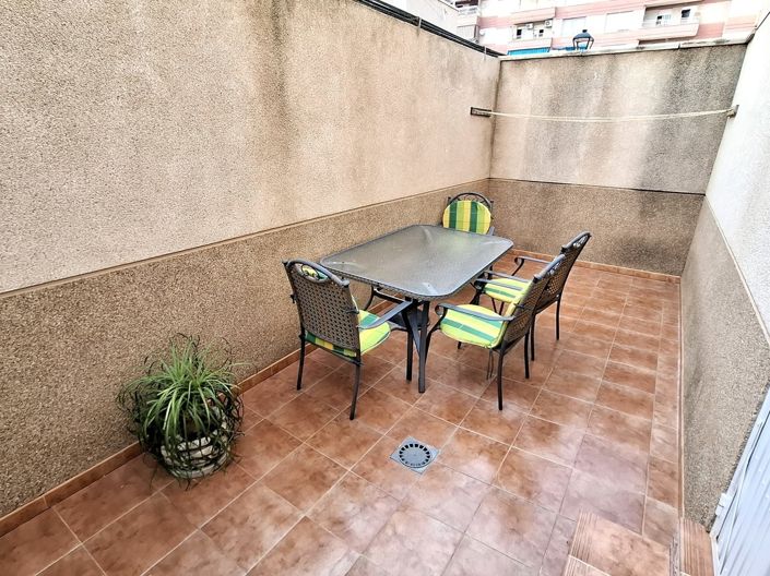 Image No.14-4 Bed Property for sale