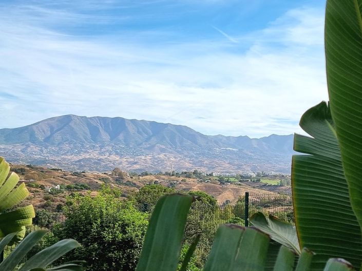 Image No.25-2 Bed Apartment for sale