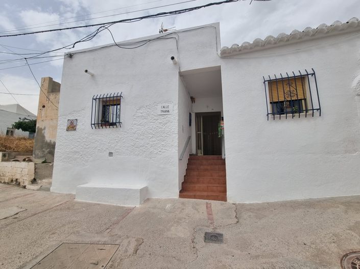 Image No.1-5 Bed Village House for sale