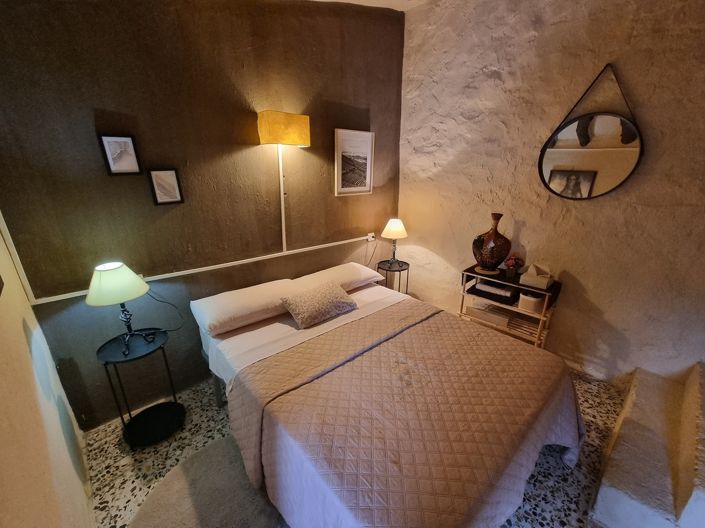 Image No.21-5 Bed Village House for sale