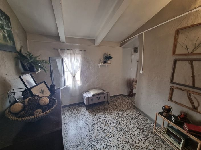 Image No.10-5 Bed Village House for sale