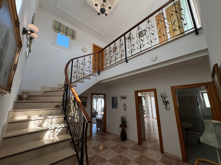 Image No.15-4 Bed Villa for sale