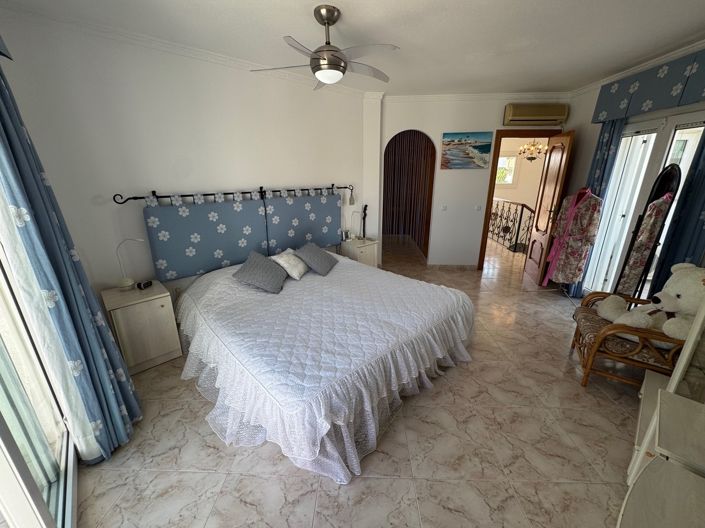 Image No.19-4 Bed Villa for sale