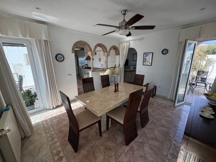 Image No.9-Villa de 4 chambres à vendre à Mojacar