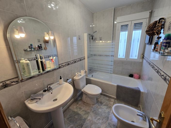 Image No.17-3 Bed Villa for sale