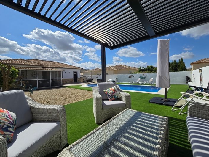 Image No.26-3 Bed Villa for sale