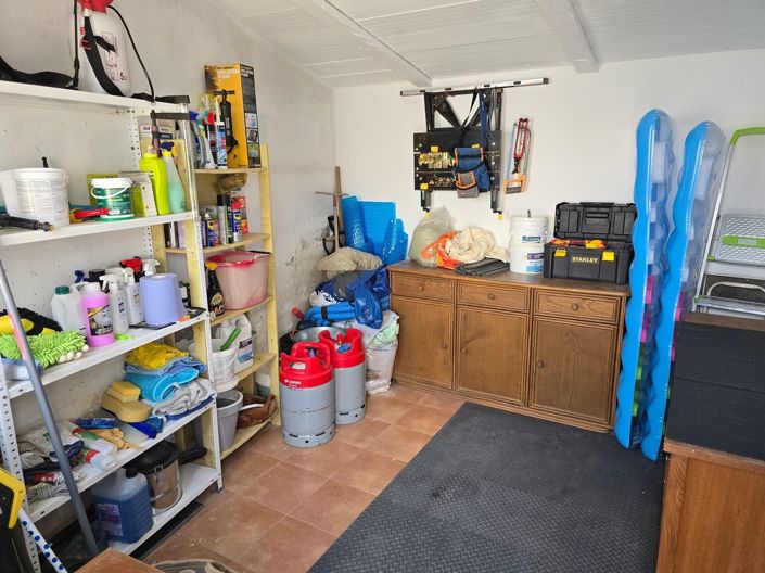 Image No.28-3 Bed Villa for sale