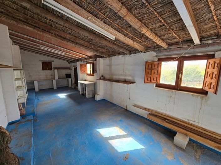 Image No.14-4 Bed Property for sale