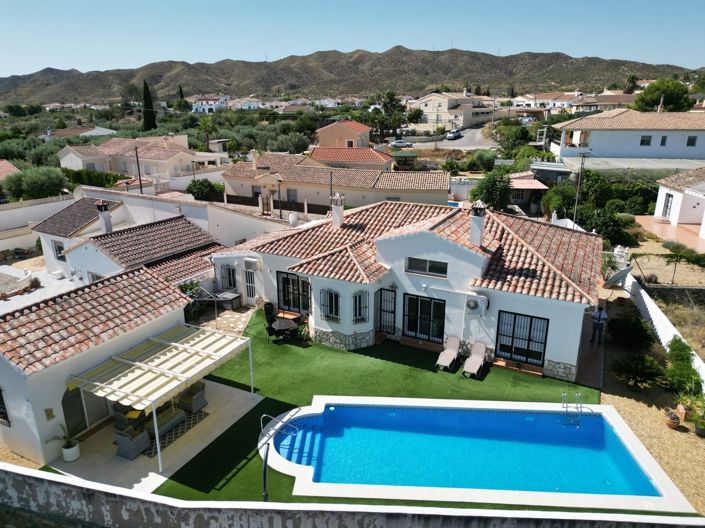 Image No.23-4 Bed Villa for sale