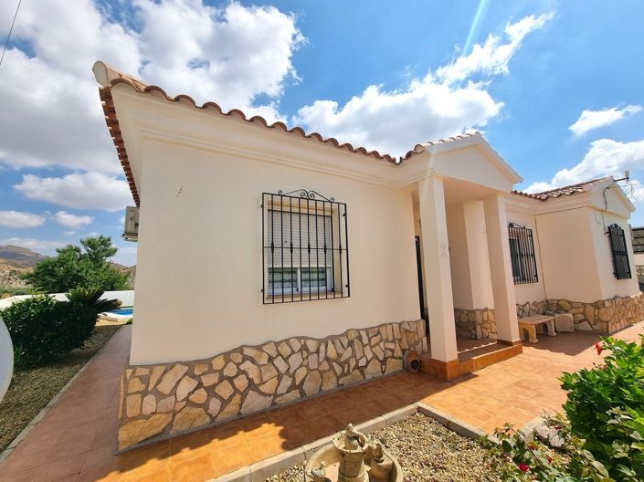 Image No.25-4 Bed Villa for sale