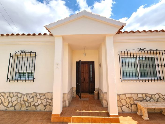 Image No.28-4 Bed Villa for sale