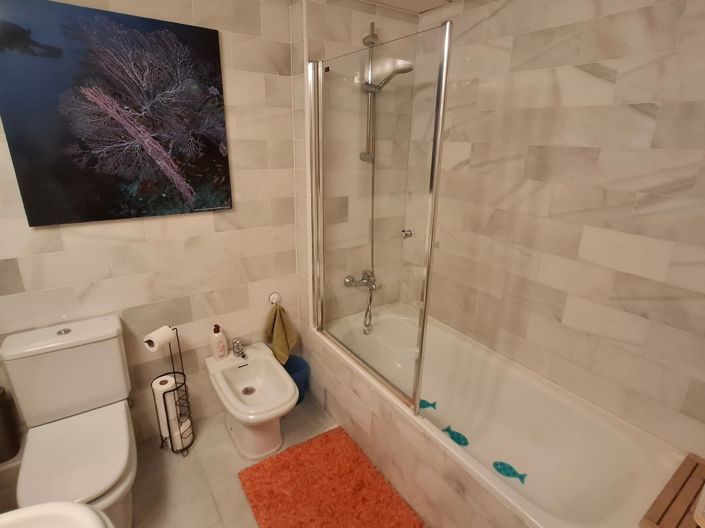 Image No.22-3 Bed Property for sale